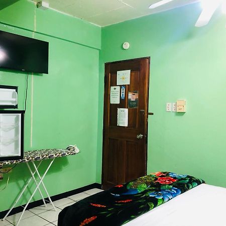 Chaleanor Hotel ダンリガ エクステリア 写真