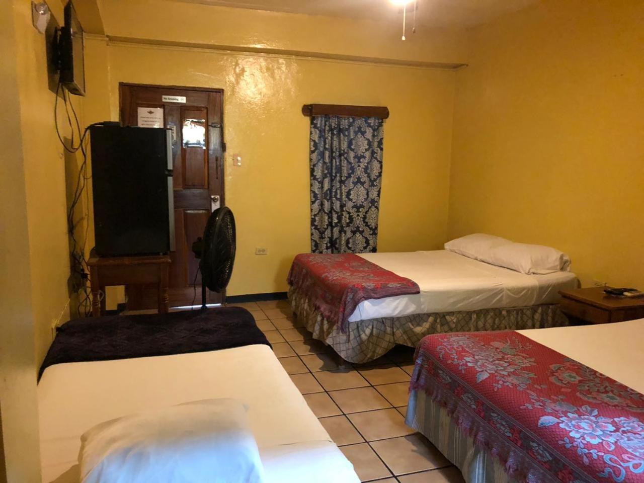 Chaleanor Hotel ダンリガ エクステリア 写真