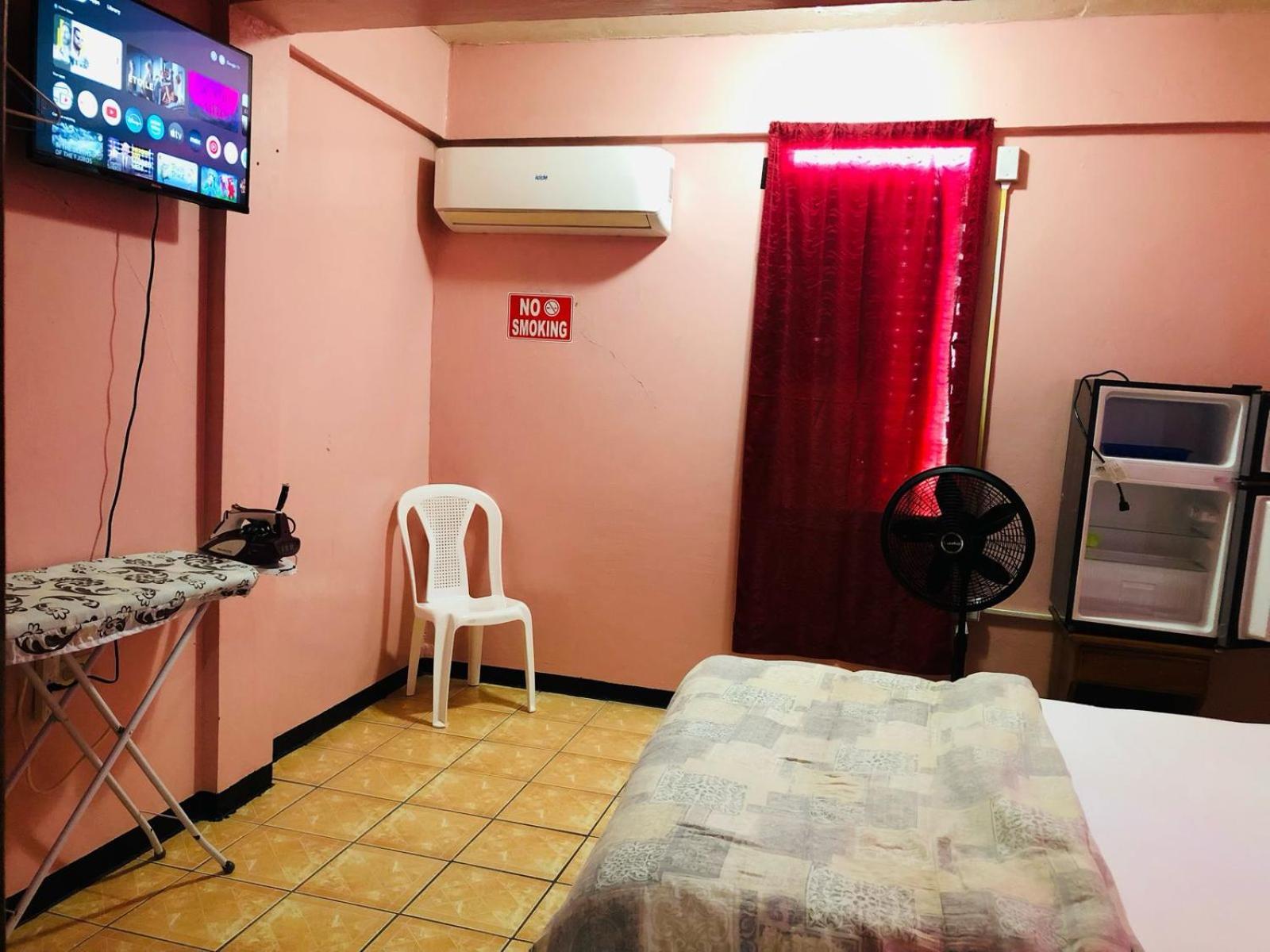Chaleanor Hotel ダンリガ エクステリア 写真